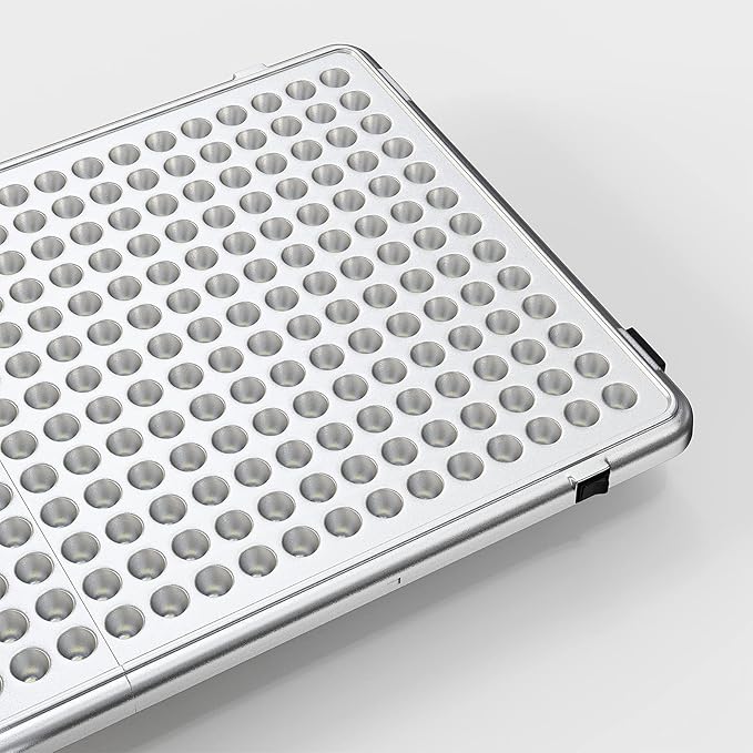Red Light Devices in Deep Red (660nm) Panel 338 LEDs